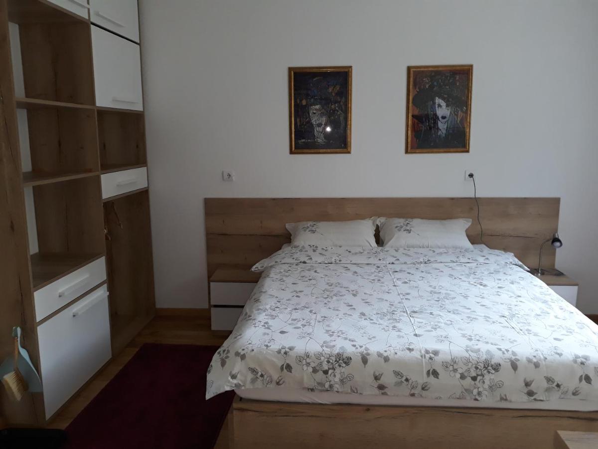 Apartmani Exit Pale Dış mekan fotoğraf