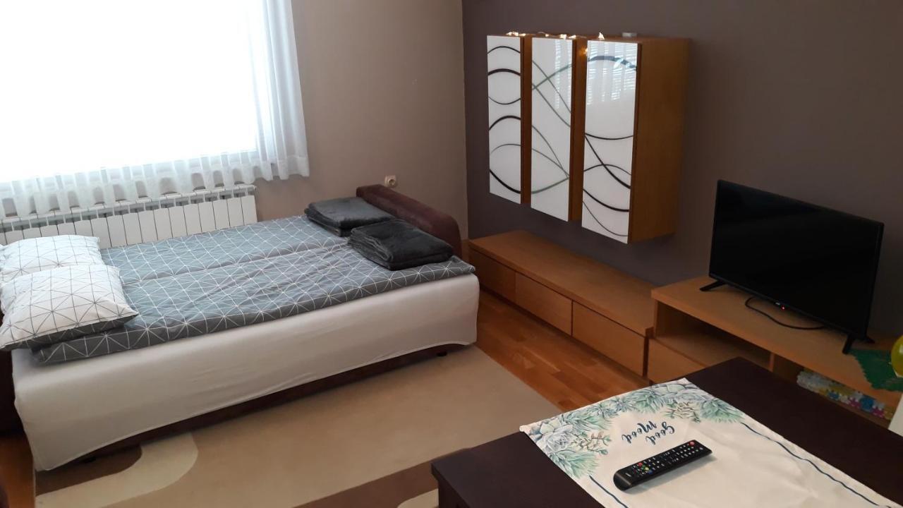 Apartmani Exit Pale Dış mekan fotoğraf