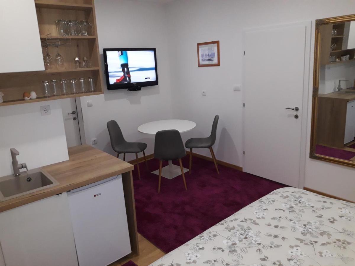 Apartmani Exit Pale Dış mekan fotoğraf