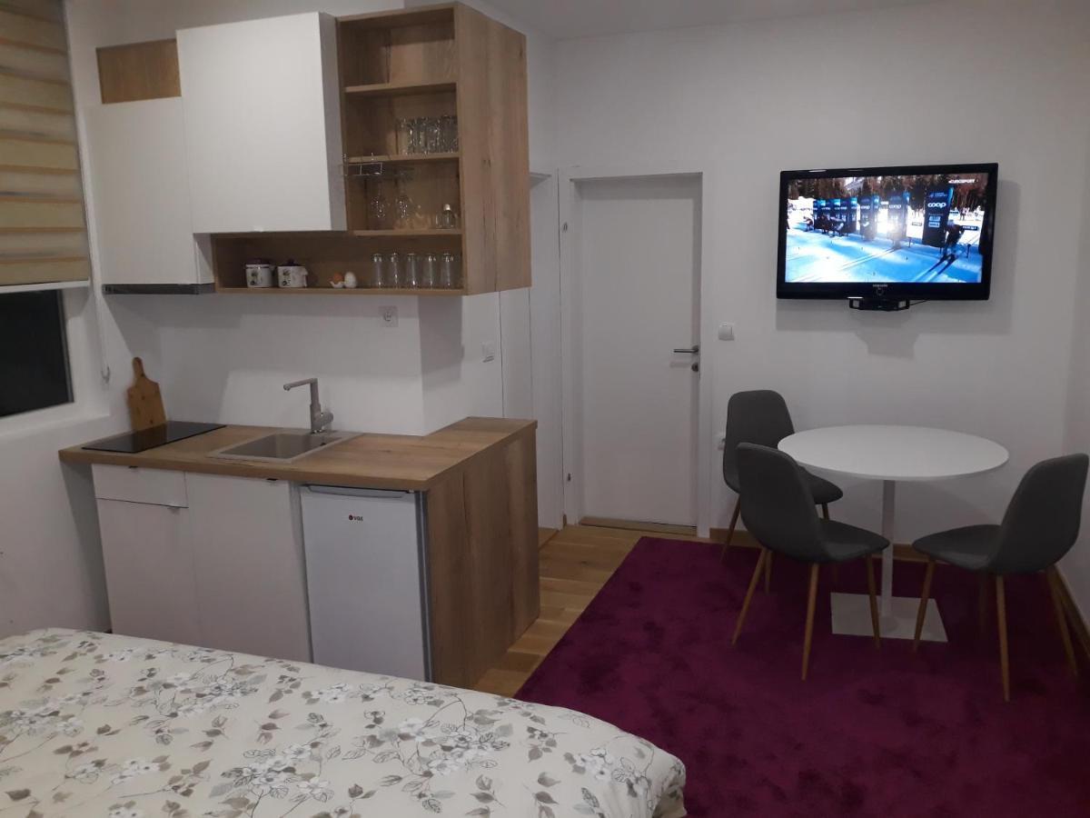 Apartmani Exit Pale Dış mekan fotoğraf